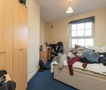 3 bedroom apartment to rent - Photo 4