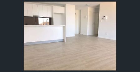 Spacious 2 Bedroom Superb Location in Rosebery - Photo 5