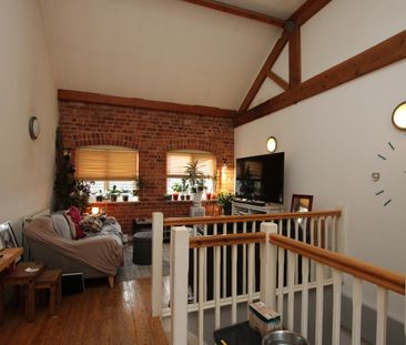 Wellington Street, Kettering, Northants, NN16 - Photo 2