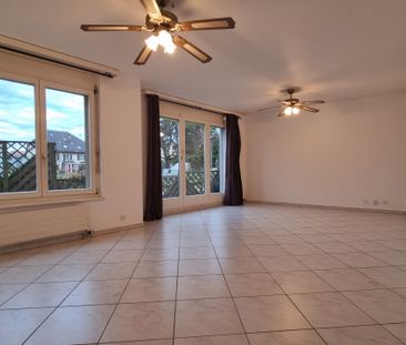 Charmant appartement de 3.5 pièces avec grande terrasse/jardin - Photo 2