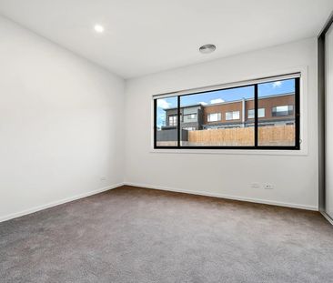 41/2 Foulkes Street, Denman Prospect ACT 2611 - Townhouse For Rent ... - Photo 5