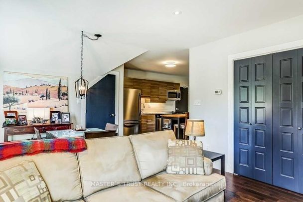 For Lease - 720B Wellington Street, Aurora, Ontario - Photo 1