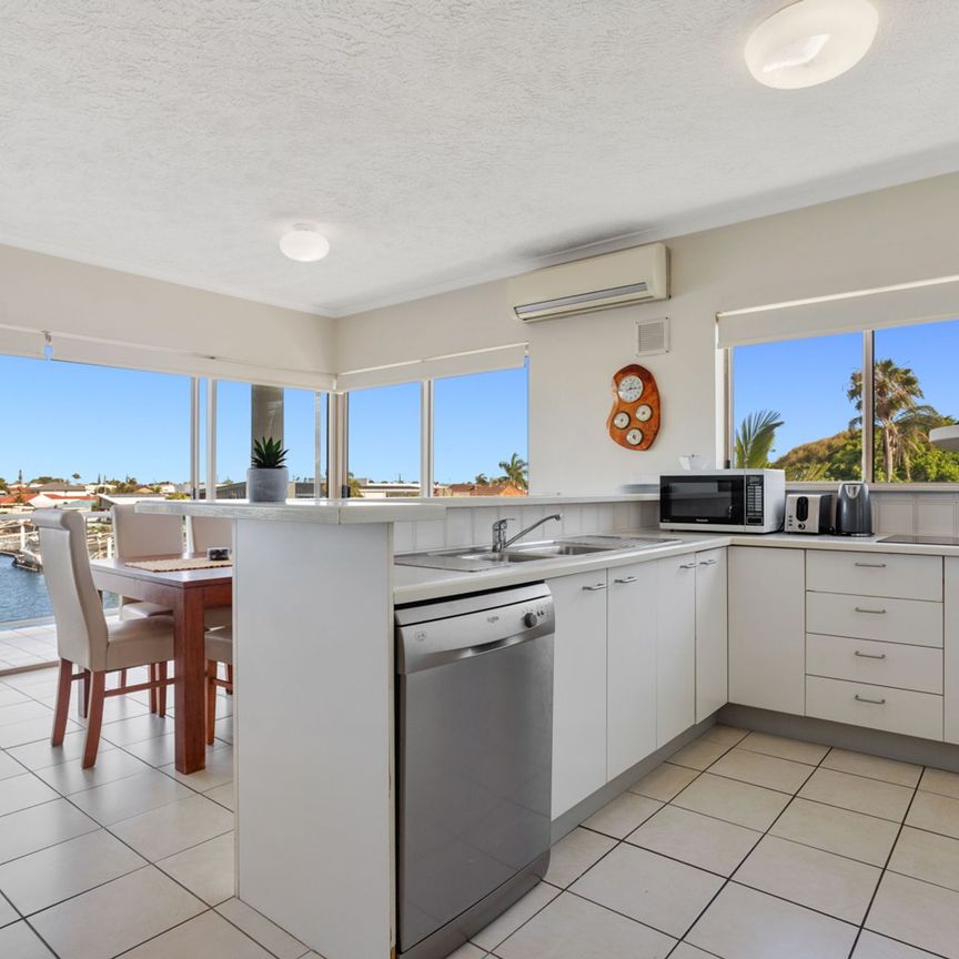 Waterfront Mooloolaba Penthouse - Photo 1