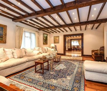 5 bedroom detached house to rent - Photo 1