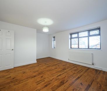 2 bedroom semi-detached house to rent - Photo 5