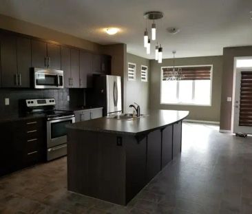 Cityscape House Available January 1,2025 | Cityscape Common NE, Cal... - Photo 1