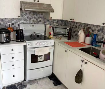 For Lease - 4620 Guildwood Way Unit# 27, Mississauga, Ontario - Photo 4