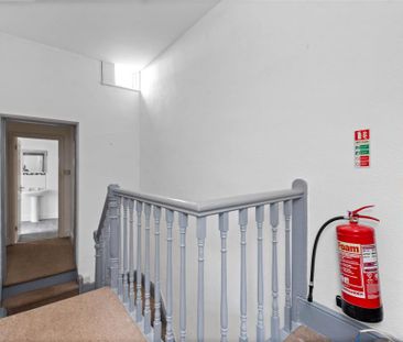 4 bedroom terraced house to rent - Photo 4