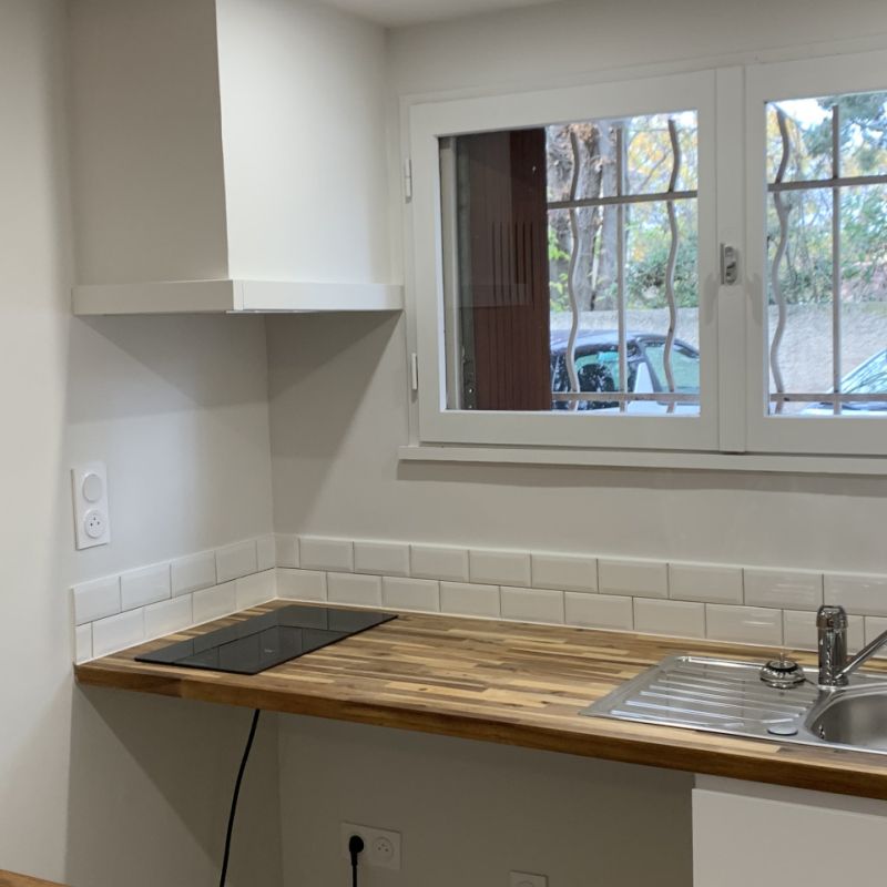 Aix en Provence - Résidence Le Daudet, studio de 25m2 entièr - Photo 1