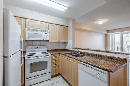 For Lease - 7 Michael Power Place Unit# 709, Toronto, Ontario - Photo 5