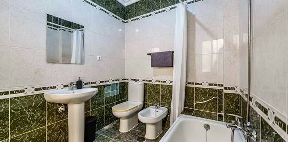 Calle Álamos, Málaga, Andalusia 29012 - Foto 2