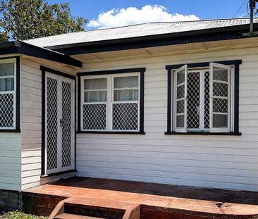 Neat 3 Bedroom Home in Harristown - Photo 4