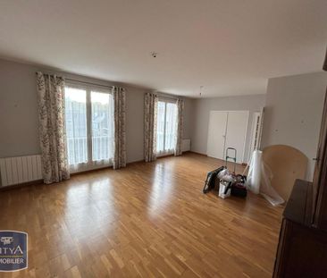 Location Appartement 4 pièces 102m² BEAUVAIS 60000 - Photo 3