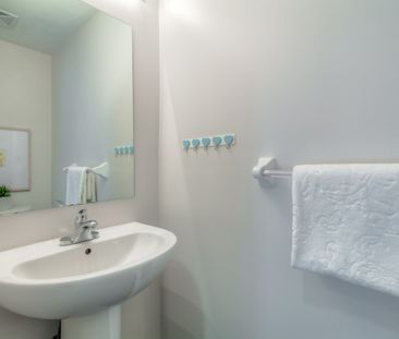 For Lease - 13 Eaton Park Lane Unit# 16, Toronto, Ontario - Photo 1