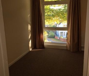 2 bedroom maisonette to rent - Photo 3