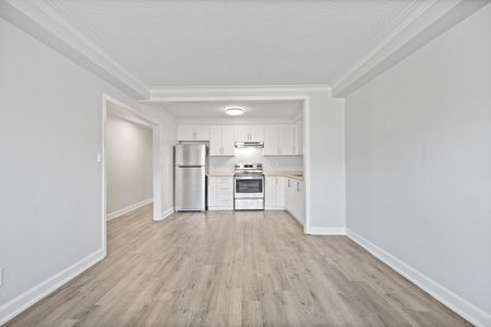 For Lease - 46 Albert Avenue Unit# 1, Toronto, Ontario - Photo 4