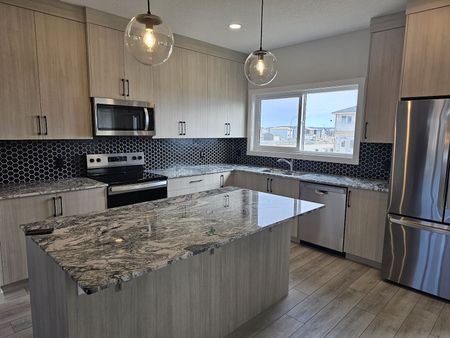 21474 Sheriff King Street Southwest, Calgary - Photo 5