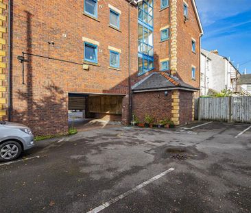 1 bedroom flat to rent - Photo 6