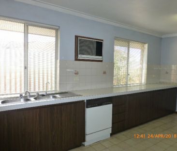 Nice Family Home - BREAK LEASE - Photo 5