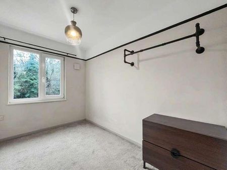 Amberside Court Hardings Close, HP3 - Photo 4