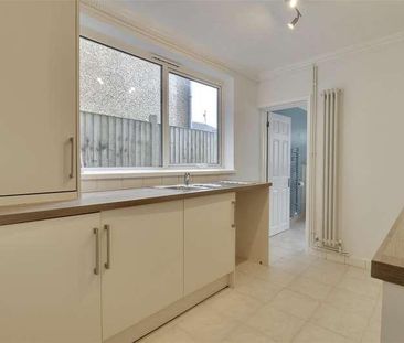 North End Grove, Portsmouth, PO2 - Photo 5