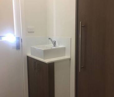 ULTRA STYLISH HOME OVERLOOKING PARKLAND - Photo 2