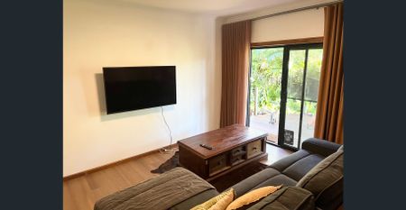 Coastal 3-Bedroom unit in Bundeena – bills included - Photo 4