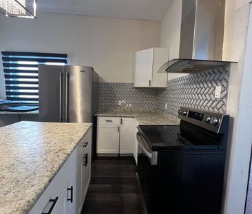 For Lease - 31 Railway Avenue, Stratford, Ontario - Photo 6