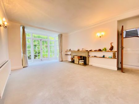 4 bedroom house to rent Brighton Road, Purley, CR8 - Photo 3