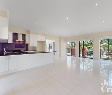 1/24 Catherine Avenue, Mount Waverley - Photo 2