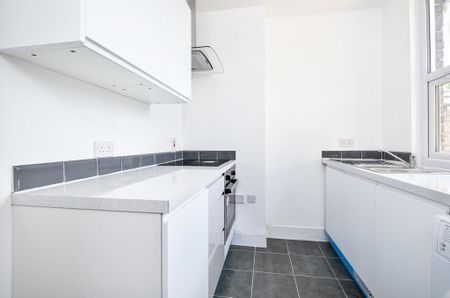 1 bedroom flat to rent - Photo 3