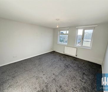 Greenhead Road, Springwood, Huddersfield, HD1 - Photo 3