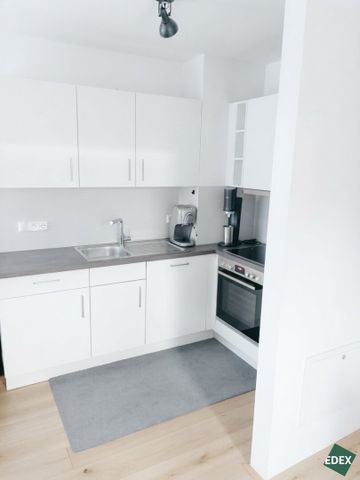 Helle 2-Zimmer-Wohnung mit Balkon nahe der U3 - Photo 3