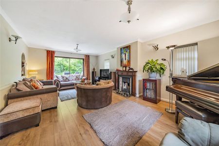 Frimley Road, Ash Vale, Aldershot, Surrey, GU12 5PP - Photo 5