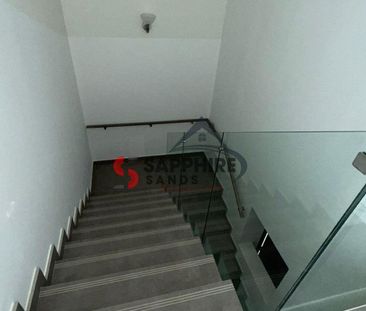 |ready| 4 br + maid room | bigger layout |Gated - Photo 3