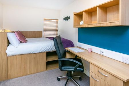 5 bedroom terraced house to rent - Photo 5