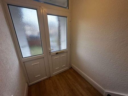 Chelmsford Avenue, Grimsby, DN34 - Photo 3