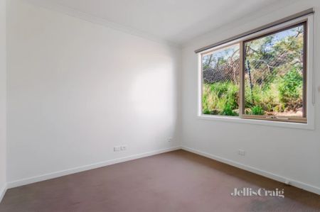 548B Heidelberg - Kinglake Road, Wattle Glen, Melbourne - Photo 5