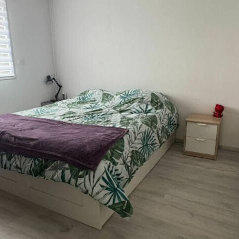 SAINTE RUFFINE - F2- TERRASSE - CUISINE EQUIPEE-GARAGE-2 PARKINGS EXTERIEURS - Photo 1