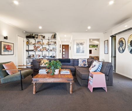 8 Gala Street, Waverley - Photo 2