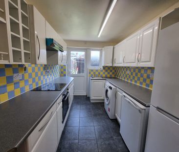 5 Bed Student Accommodation - Photo 6