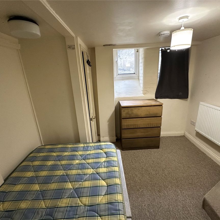 Student Properties to Let - Photo 1