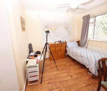 Leaholme Gardens, Slough, Berkshire, SL1 - Photo 5