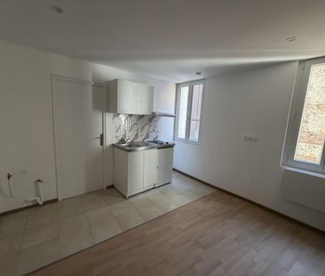 Location Appartement 3 pièces 59m² EU 76260 - Photo 1