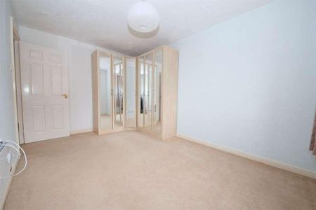 Dalrymple Close, Southgate, N14 - Photo 4
