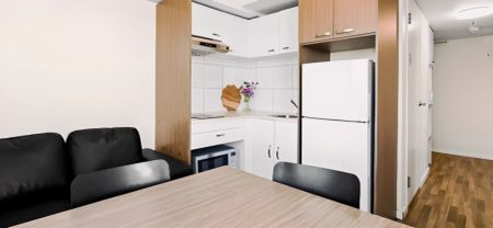 2 Bedroom Apartment with Balcony - Photo 3