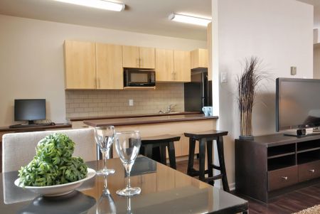Laralea Apartments - Photo 2