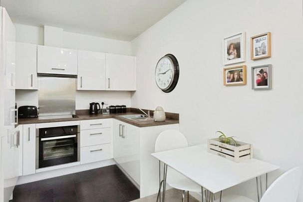 1 bedroom apartment to rent - Photo 1