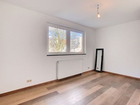 Appartement te huur - Photo 3
