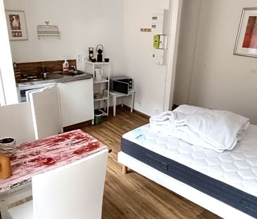 Location Appartement 1 pièce 20m² - Photo 2